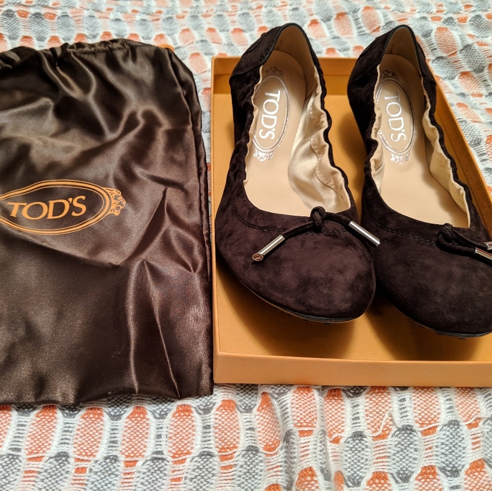 Tod's Dee Laccetto Suede Ballet Flats 38/8 NEW
